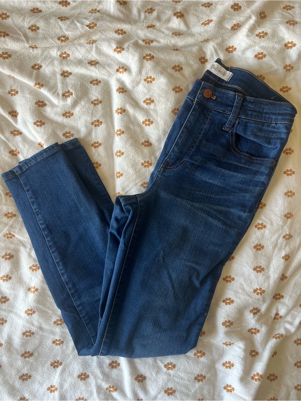 Madewell Straight Leg Jeans in Dark Blue Wash